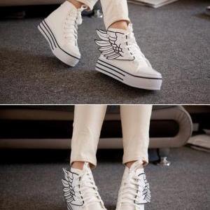 Clearance - Detachable Wings Lace Up Ankle High..