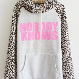 Nobody Knows Print Leopard Hooded Sweatshirt