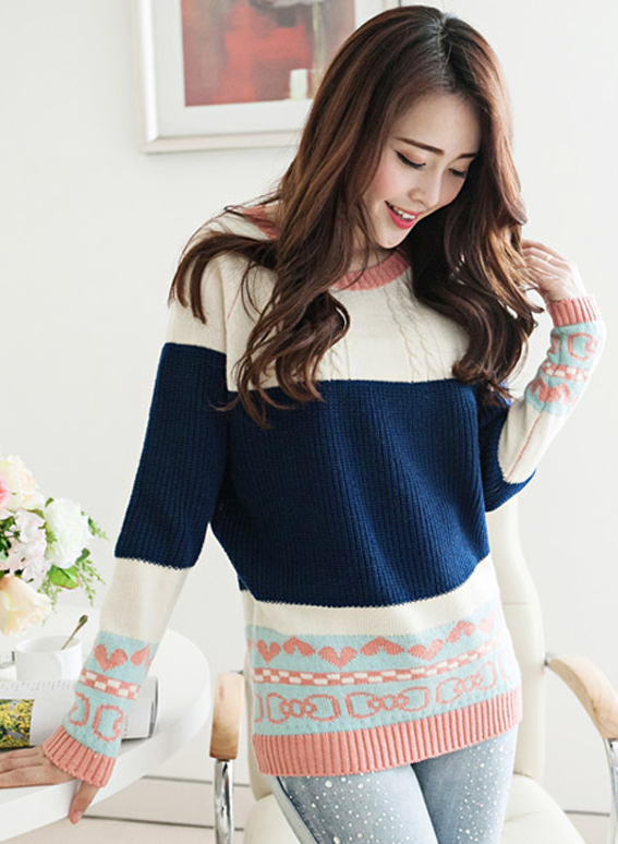 Color-blocked Bowknot & Heart Navy Sweater
