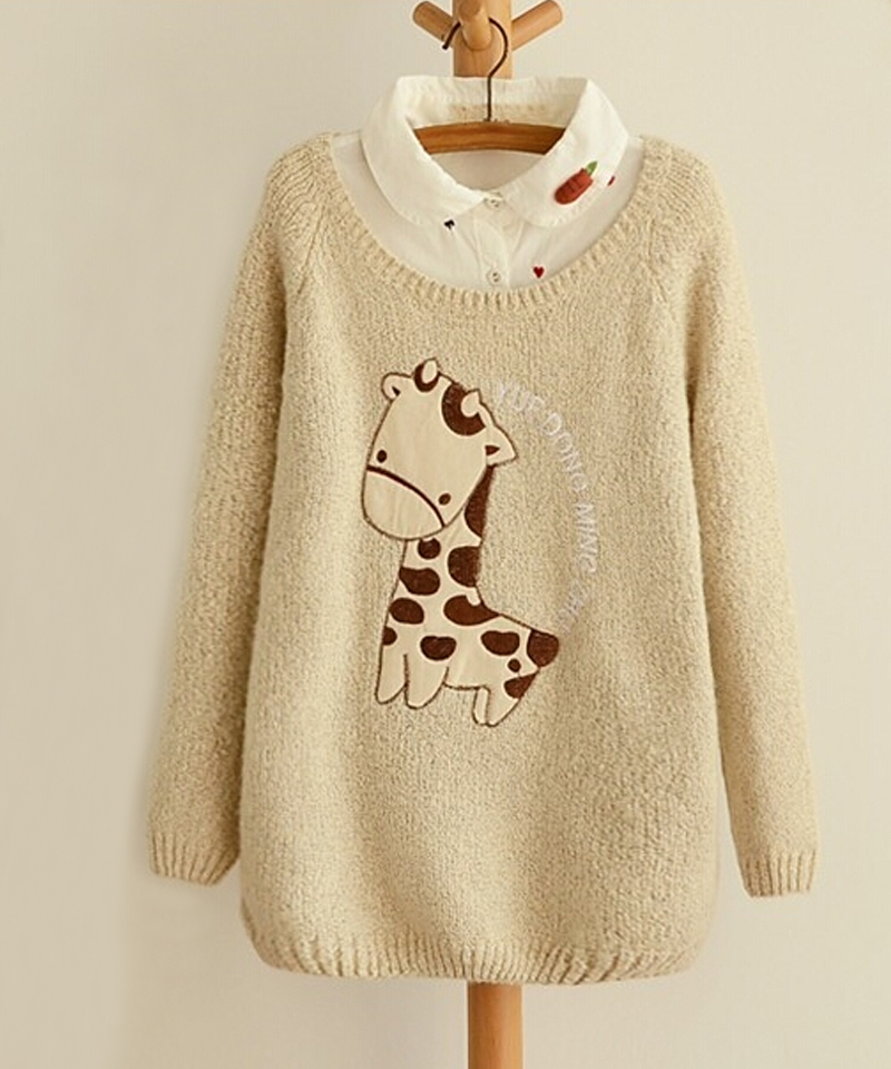 Cute Giraffe Embroidery Applique Sweater on Luulla